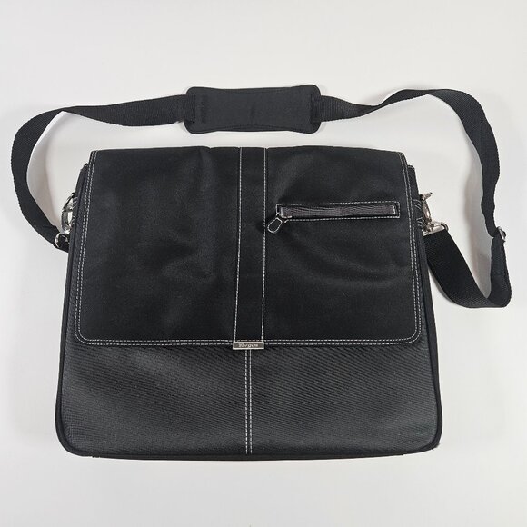 Targus Other - Targus Laptop Briefcase Business Casual Slipcase 15.6" Black